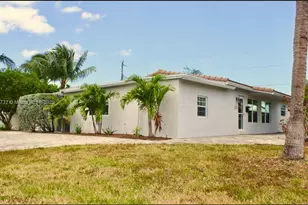 1301 NE 42nd St, Oakland Park, FL 33334 - Photo 1
