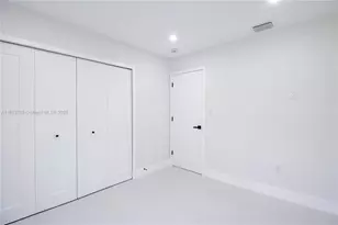 7045 SW 83rd Pl, Miami, FL 33143 - Photo 15