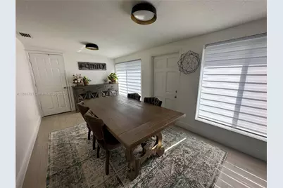 7310 SW 31st St, Miami, FL 33155 - Photo 9