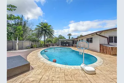 2610 SW 19th St, Fort Lauderdale, FL 33312 - Photo 17