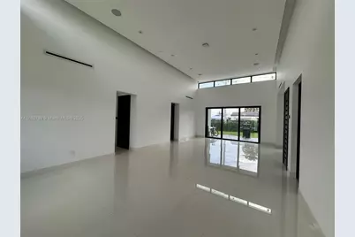 10960 SW 42nd Ter, Miami, FL 33165 - Photo 15