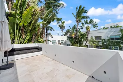 4015 N Meridian Ave #4, Miami Beach, FL 33140 - Photo 23