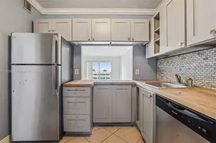 1455 N Treasure Dr, North Bay Village, FL 33141 - Photo 9