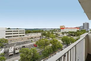 1455 N Treasure Dr, North Bay Village, FL 33141 - Photo 29