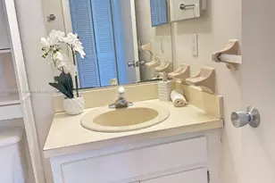 1327 Riverside Cir, Wellington, FL 33414 - Photo 9