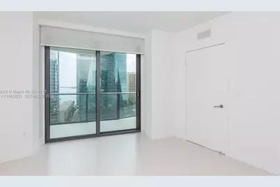 1300 S Miami Ave #1602, Miami, FL 33130 - Photo 5