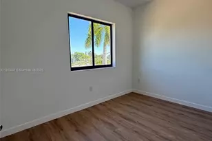 420 SW 1st St, Florida City, FL 33034 - Photo 21