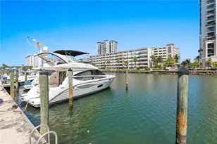 100 Bayview Dr, Sunny Isles Beach, FL 33160 - Photo 37