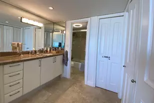 100 Bayview Dr, Sunny Isles Beach, FL 33160 - Photo 13