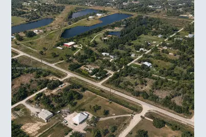 29279 Hazelwood Dr, Punta Gorda, FL 33982 - Photo 3
