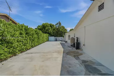 6553 SW 148th Pl, Miami, FL 33193 - Photo 27