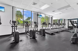 100 Bayview Dr, Sunny Isles Beach, FL 33160 - Photo 21