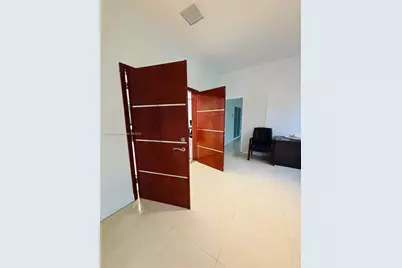 6545 NW 169th St, Hialeah, FL 33015 - Photo 23