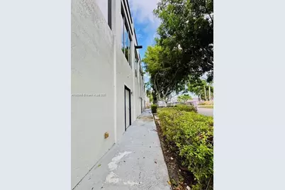 6545 NW 169th St, Hialeah, FL 33015 - Photo 7