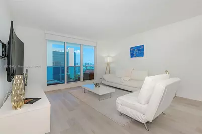 2301 Collins Ave #1505, Miami Beach, FL 33139 - Photo 9