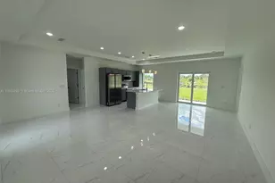 937 Grant Blvd, Other City - In The State Of Florida, FL 33974 - Photo 7