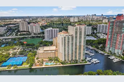 3330 NE 190th St #1611, Aventura, FL 33180 - Photo 37