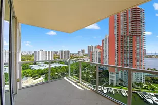 3330 NE 190th St, Aventura, FL 33180 - Photo 13