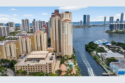 3330 NE 190th St #1611, Aventura, FL 33180 - Photo 35