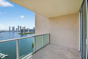 3330 NE 190th St, Aventura, FL 33180 - Photo 15