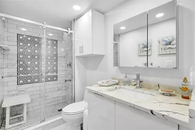 20281 E Country Club Dr #1712, Aventura, FL 33180 - Photo 25