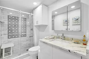 20281 E Country Club Dr, Aventura, FL 33180 - Photo 25