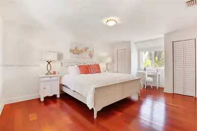 257 N Coconut Ln, Miami Beach, FL 33139 - Photo 23