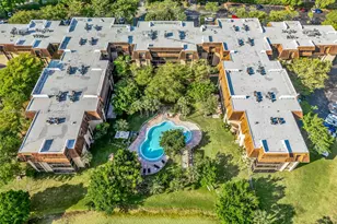 665 NE 195th St, Miami, FL 33179 - Photo 35