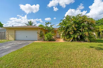 7821 NW 45th St, Lauderhill, FL 33351 - Photo 1