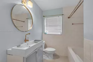 7821 NW 45th St, Lauderhill, FL 33351 - Photo 17