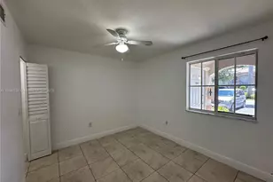 2910 SE 13th Ave, Homestead, FL 33035 - Photo 5