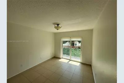 627 SW 3rd St #4, Miami, FL 33130 - Photo 1