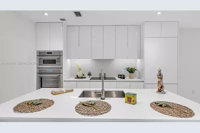 700 NE 24 St #4603, Miami, FL 33137 - Photo 11