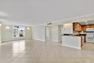 10350 W Bay Harbor Dr, Bay Harbor Islands, FL 33154 - Photo 5