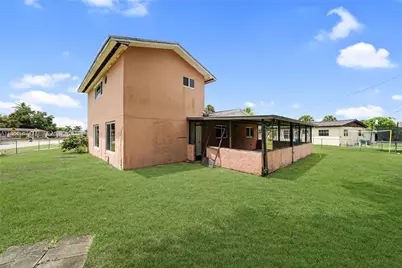 20401 NW 22nd Ave, Miami Gardens, FL 33056 - Photo 31