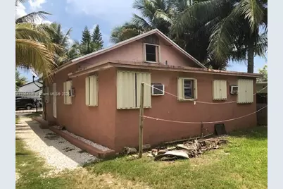 8044 NW 1st Pl, Miami, FL 33150 - Photo 5