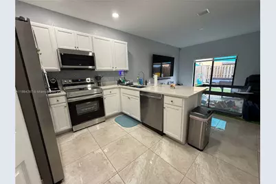 3360 SE 1st St, Homestead, FL 33033 - Photo 7