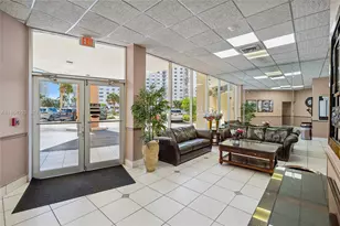 1825 S Ocean Dr, Hallandale Beach, FL 33009 - Photo 25