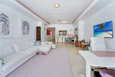 5601 Collins Ave #M5, Miami Beach, FL 33140 - Photo 3