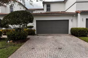 876 W Spinnaker Dr W, Hollywood, FL 33019 - Photo 1