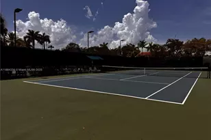 876 W Spinnaker Dr W, Hollywood, FL 33019 - Photo 41