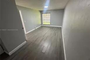 7200 Fairway Dr, Miami Lakes, FL 33014 - Photo 7