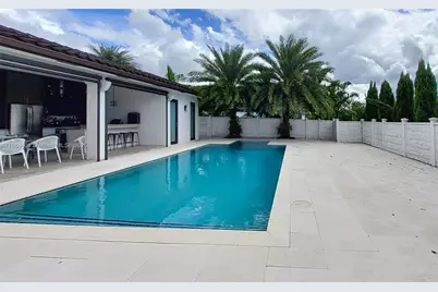 14680 SW 17th St, Miami, FL 33175 - Photo 9