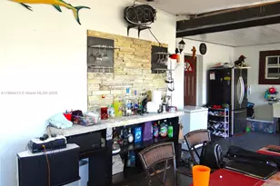 2158 NW 100th St, Miami, FL 33147 - Photo 17