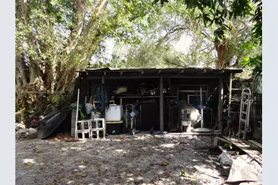 2158 NW 100th St, Miami, FL 33147 - Photo 27