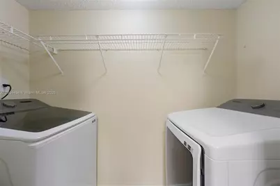 530 S Park Rd #18-11, Hollywood, FL 33021 - Photo 13