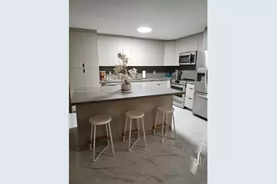 6423 E Collins Ave #206, Miami Beach, FL 33141 - Photo 11