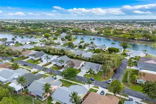 2590 SE 7th Pl, Homestead, FL 33033 - Photo 31