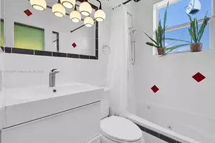 1618 Michigan Ave, Miami Beach, FL 33139 - Photo 5