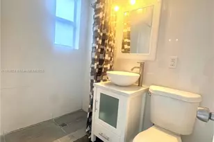 6310 SW 79th St, South Miami, FL 33143 - Photo 5